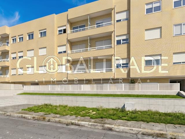 Apartamento T2 em Fânzeres