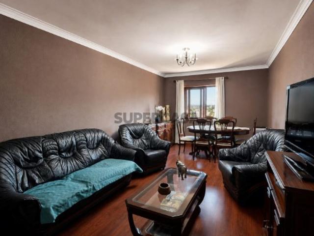 Apartamento T2 em Fânzeres e São Pedro da Cova