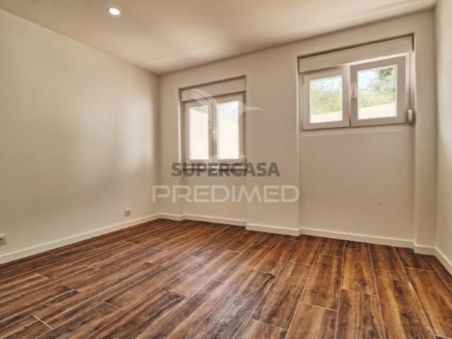 Apartamento T1 em Falagueira Venda Nova