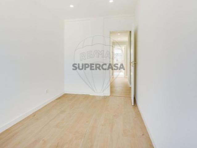 Apartamento T2 em Falagueira Venda Nova