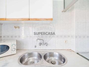 Apartamento T2 em Mina de Água