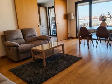 Apartamento T2 em Faro Sé e São Pedro