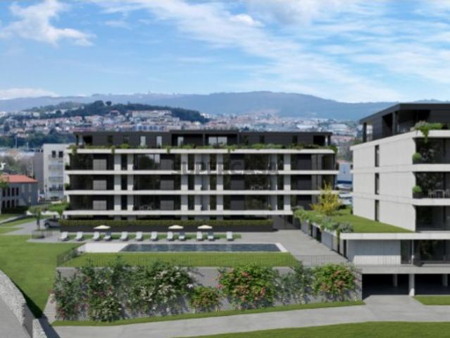 Apartamento T2 em Ferreiros e Gondizalves