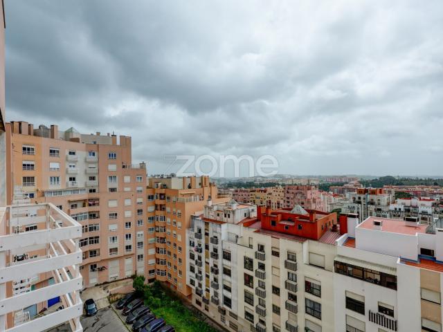 Apartamento T2 em Fitares, recentemente reformado