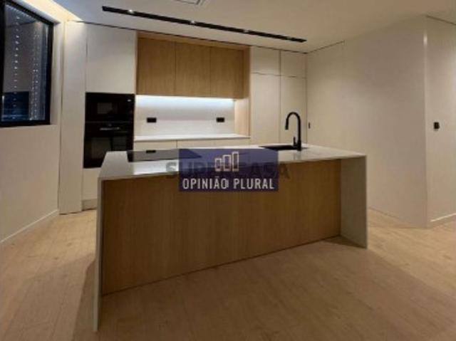 Apartamento T2 em Gondomar São Cosme, Valbom e Jovim