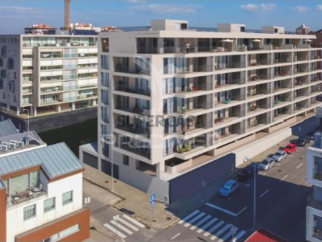 Apartamento T2 em Glória e Vera Cruz