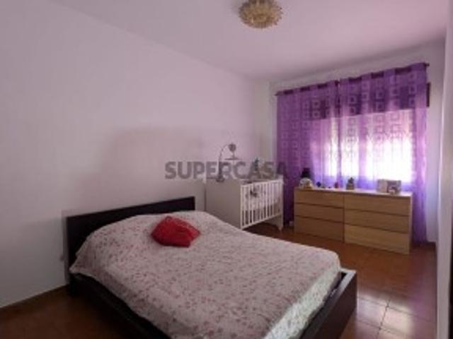 Apartamento T2 em Laranjeiro e Feijó