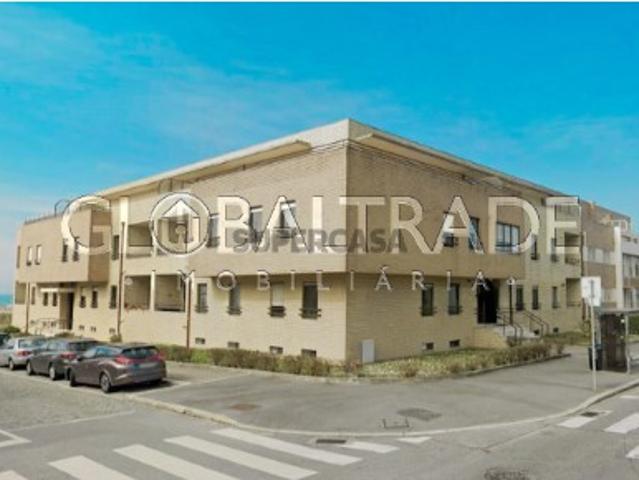 Apartamento T2 em Lavra