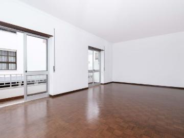 Apartamento T2 em Leiria