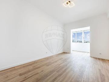 Apartamento para alugar em Falagueira-Venda Nova
