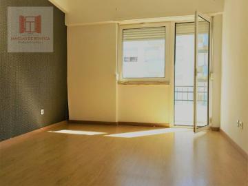 Apartamento T2 em Lisboa