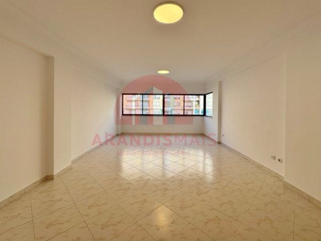 Apartamento T2 em Lisboa