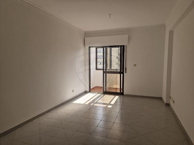 Apartamento T2 em Lisboa
