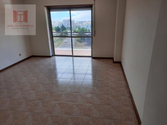 Apartamento T2 em Lisboa