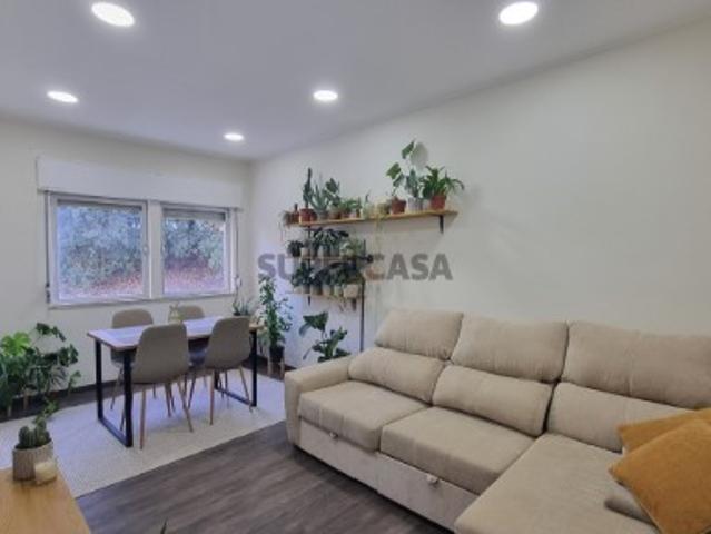 Apartamento T2 em Loures