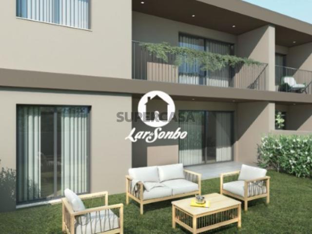 Apartamento T2 em Manhente
