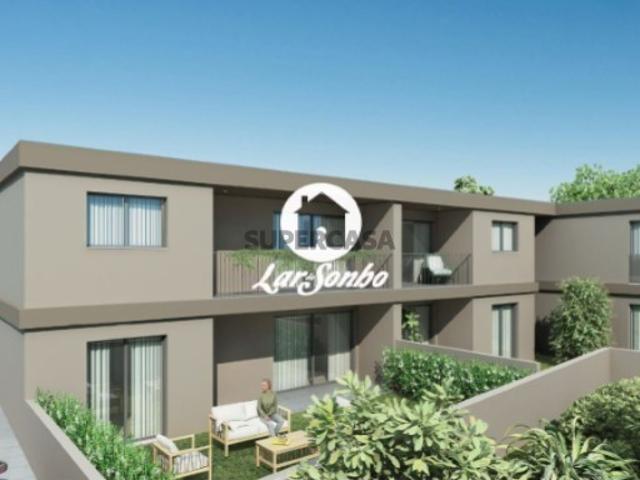 Apartamento T2 em Manhente