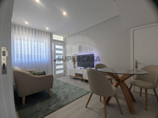 Apartamento T2 em Mafamude