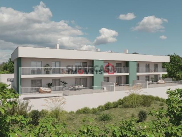 Apartamento T2 em Marrazes e Barosa