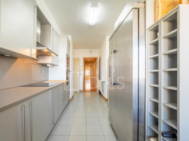 Apartamento T2 em Matosinhos Sul com piscina no rooftop