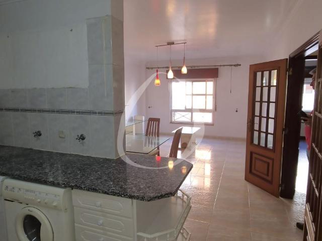 Apartamento T2 em Mem Martins