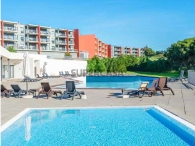 Apartamento T2 em Mexilhoeira Grande de 84 m²