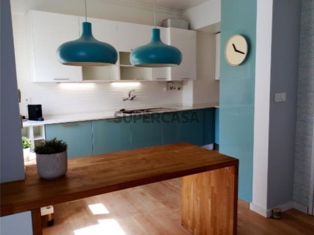 Apartamento T2 em Mina de Água