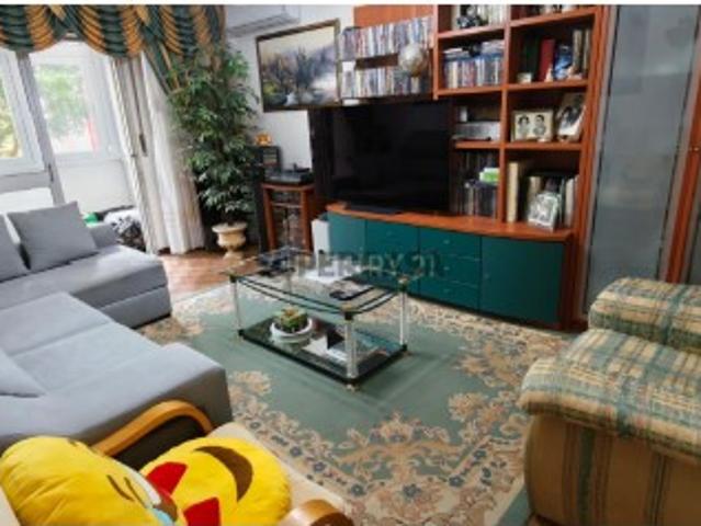 Apartamento T2 em Mina de Água, Amadora