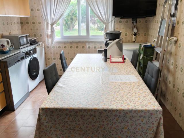 Apartamento T2 em Mina de Água, Amadora