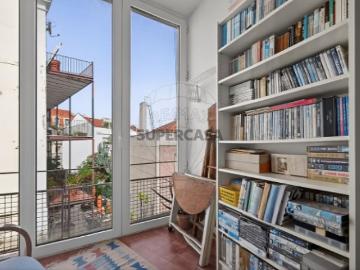 Apartamento T2 em Misericórdia