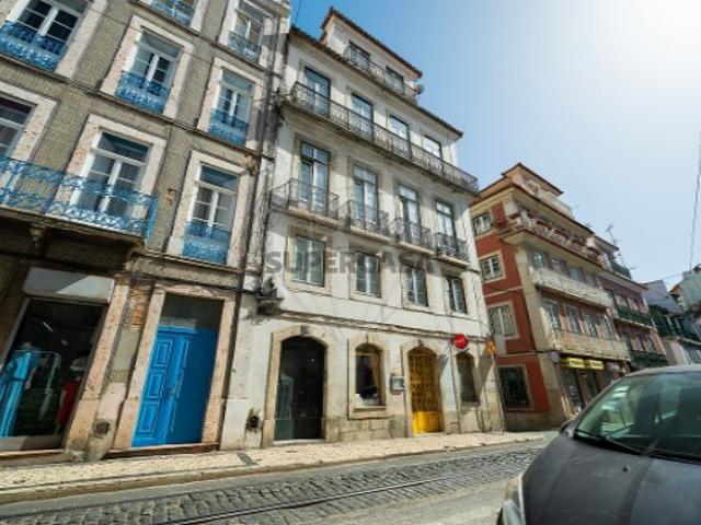 Apartamento T2 em Misericórdia