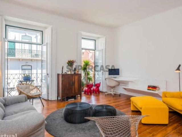 Apartamento T2 em Misericórdia