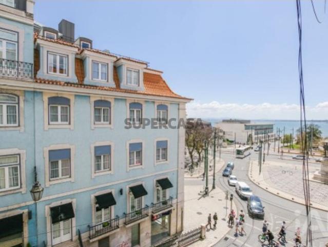Apartamento T2 em Misericórdia