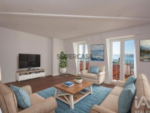Apartamento T2 em Misericórdia de 81,00 m²