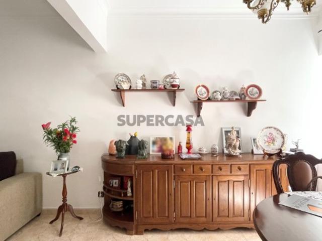 Apartamento T2 em Moscavide 2º Andar Ótimas Áreas