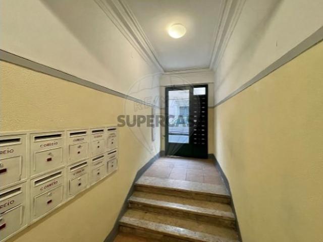 Apartamento T2 em Moscavide e Portela