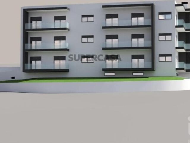Apartamento T2 em Nogueira do Cravo e Pindelo de 137,00 m²