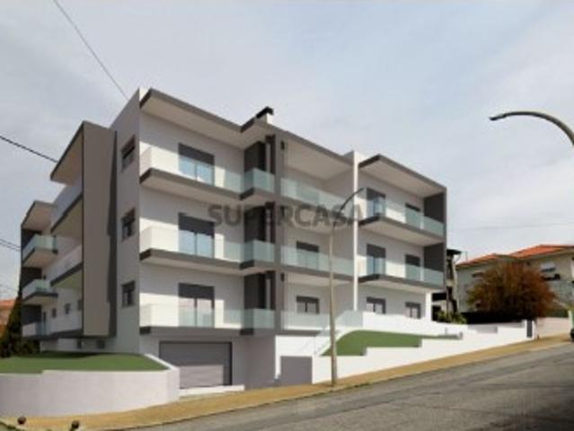 Apartamento T2 em Nogueira do Cravo, Oliveira de Azeméis