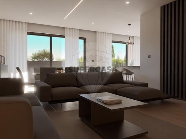 Apartamento T2 em Nossa Senhora de Fátima