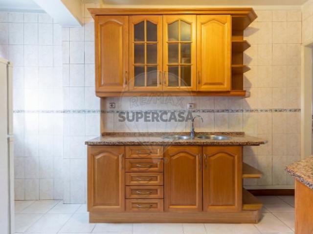 Apartamento T2 em Odivelas