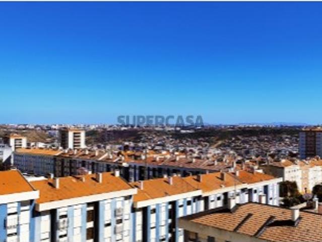 Apartamento T2 em Odivelas