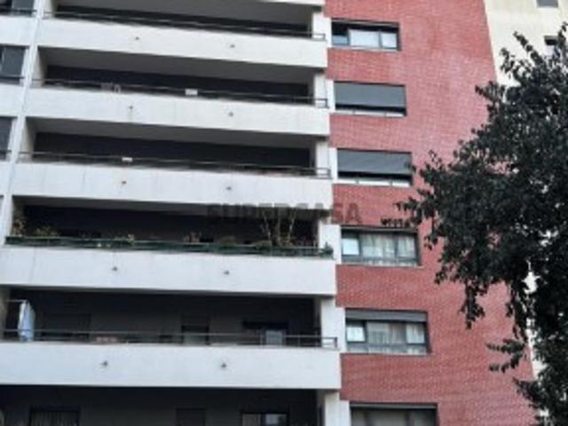 Apartamento T2 em Odivelas