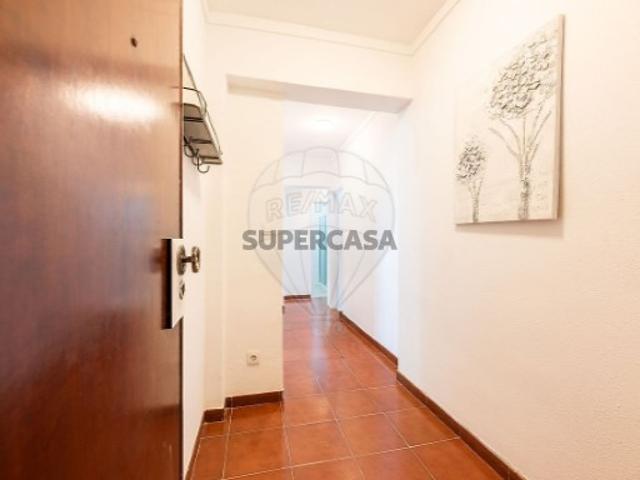 Apartamento T2 em Odivelas