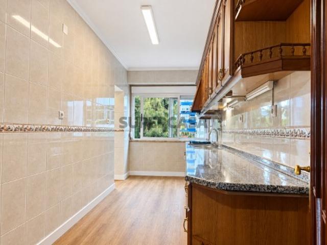 Apartamento T2 em Odivelas