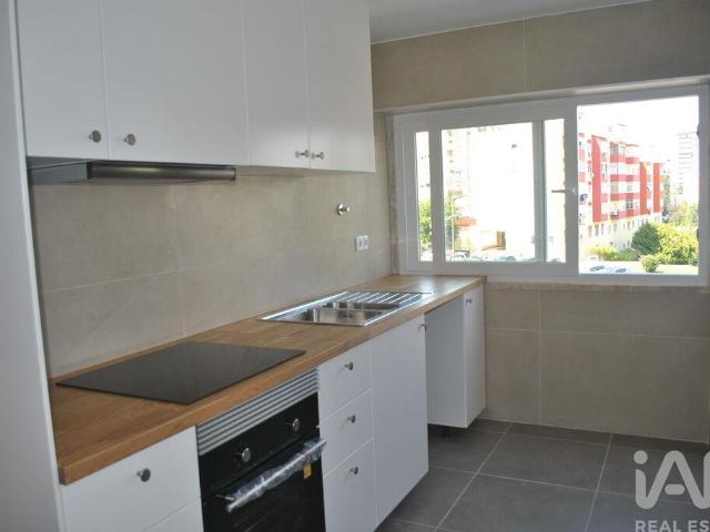 Apartamento T2 em Odivelas de 67,52 m²
