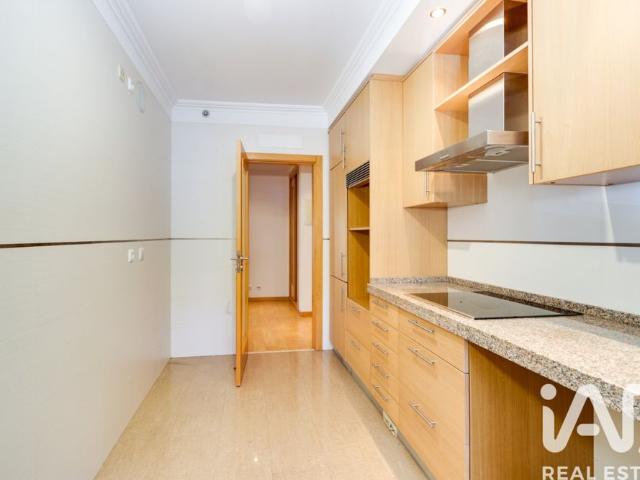 Apartamento T2 em Oeiras e São Julião da Barra, Paço de Arcos e Caxias