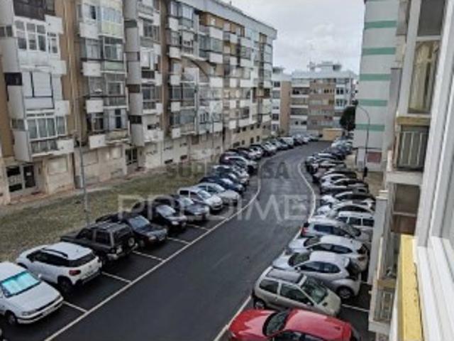 Apartamento T2 em Oeiras e São Julião da Barra, Paço de Arcos e Caxias