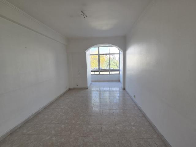 Apartamento T2 em Oeiras Excelente Oportunidade!