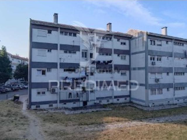 Apartamento T2 em Olivais