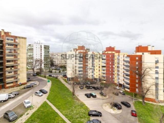 Apartamento T2 em Olivais